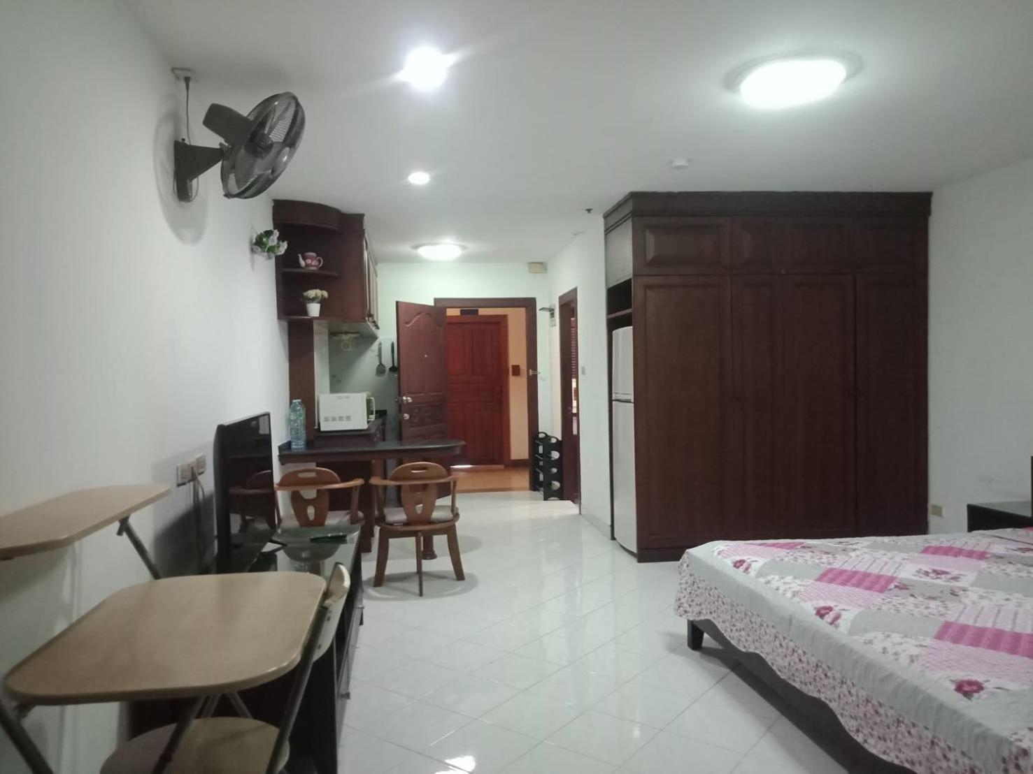 View Talay 2 Suite Apartments Jomtien Beach Exterior photo